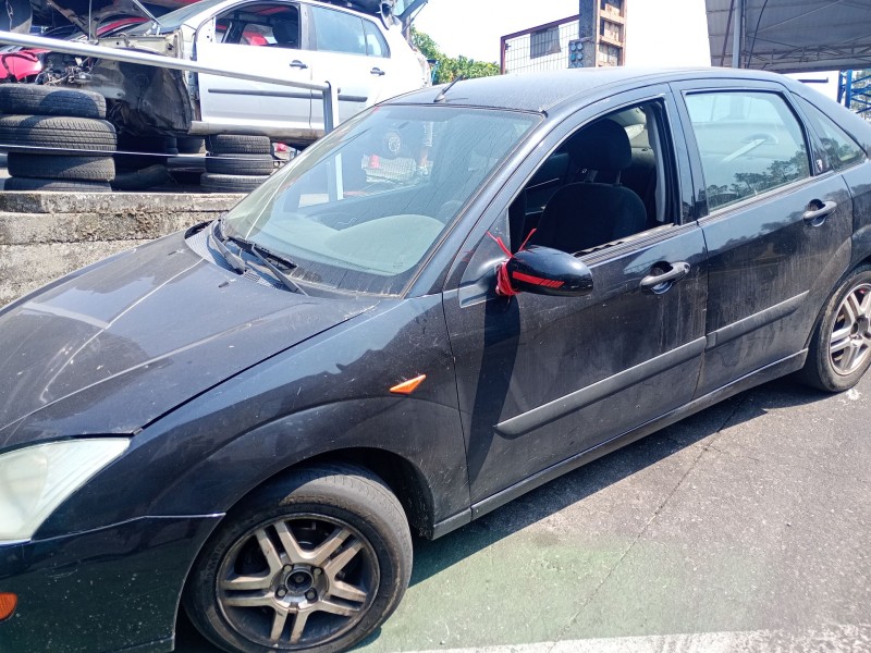 ford focus i sedán (dfw) del año 2000