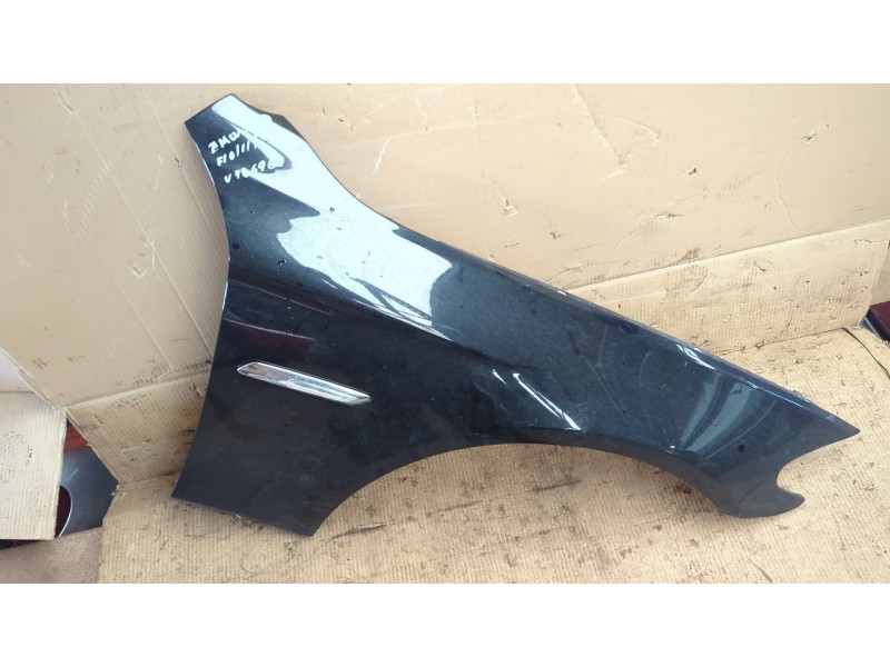 Recambio de aleta delantera derecha para bmw 5 (f10) 520 d referencia OEM IAM   