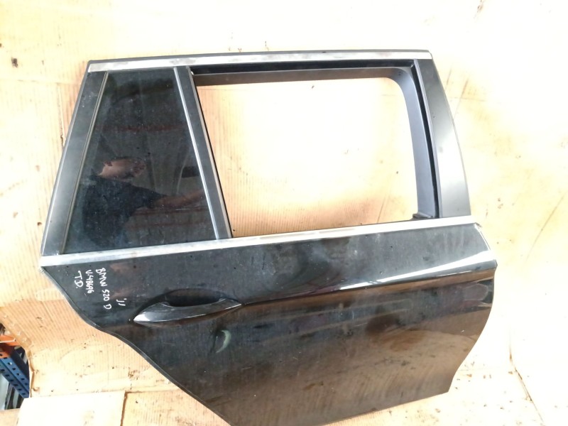 Recambio de puerta trasera derecha para bmw 5 (f10) 520 d referencia OEM IAM   