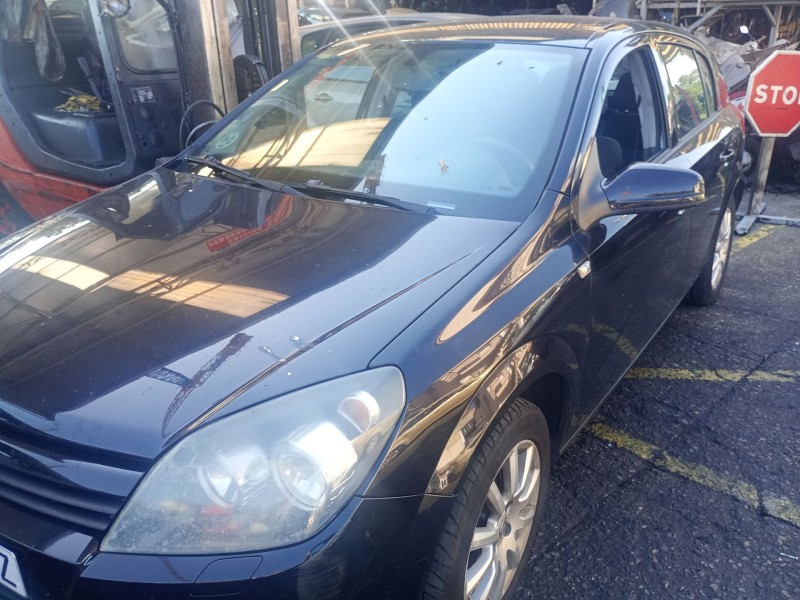 opel astra h (a04) del año 2004