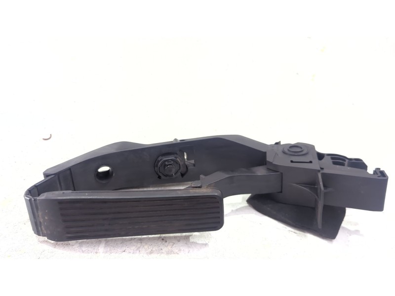 Recambio de potenciometro pedal para mercedes-benz clase e (w211) e 220 cdi (211.006) referencia OEM IAM A2113000404  