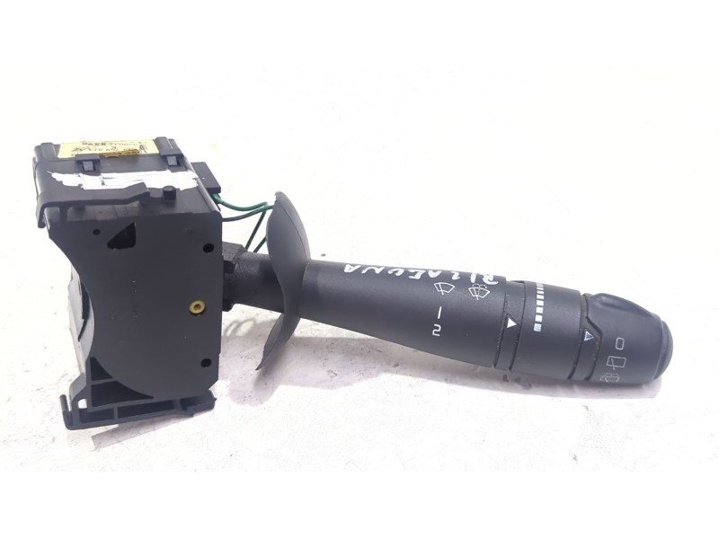 Recambio de mando limpiaparabrisas para renault laguna ii (bg0/1_) 1.9 dci (bg1a, bg1v) referencia OEM IAM 8200328896  
