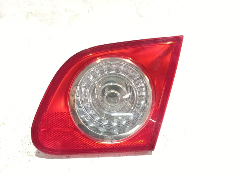 Recambio de piloto porton trasero derecho para volkswagen passat b6 (3c2) 2.0 tdi referencia OEM IAM ZSB3C5945094E  