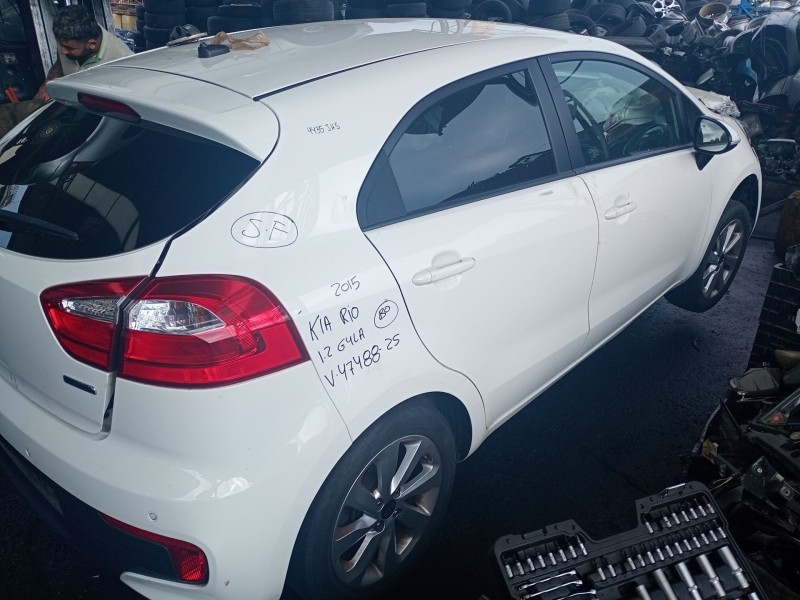kia rio iii (ub) del año 2015