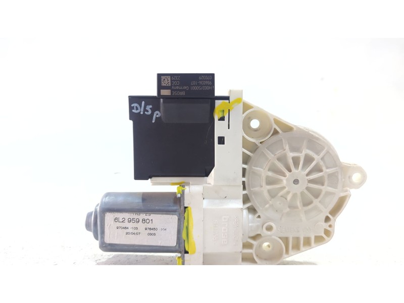 Recambio de motor elevalunas delantero derecho para seat ibiza iii (6l1) 1.9 tdi referencia OEM IAM 6L2959801  