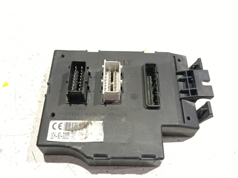 Recambio de modulo electronico para nissan primastar furgoneta (x83) 2.0 dci 90 referencia OEM IAM P8200409680  