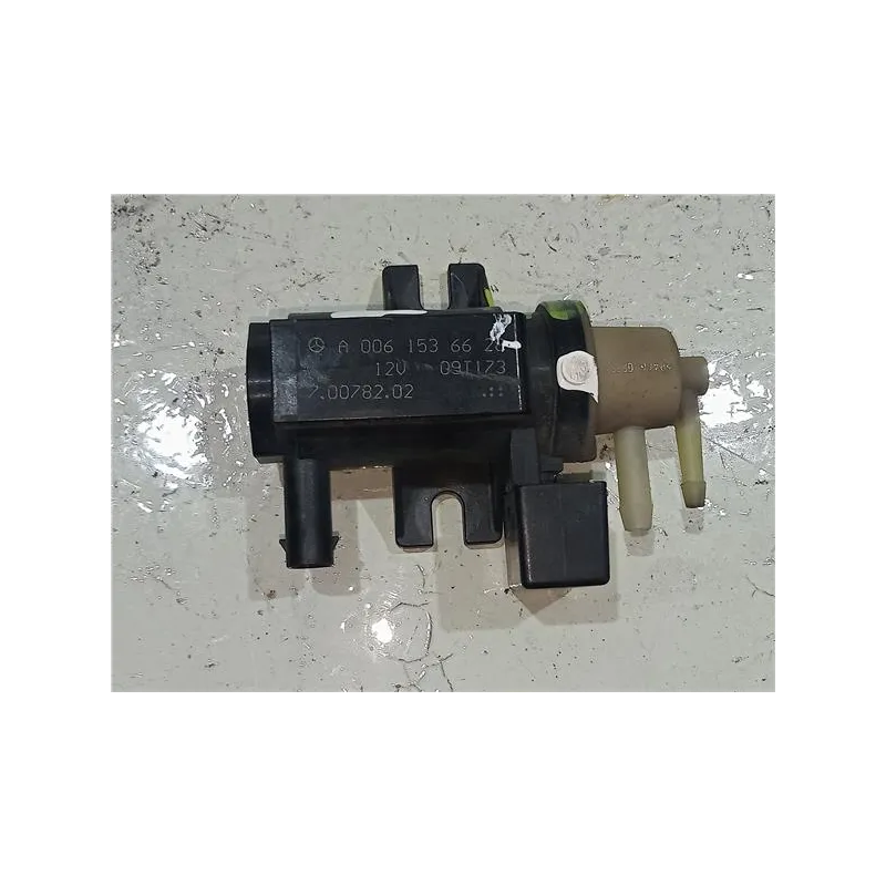 Recambio de valvula aire adicional para mercedes-benz sprinter ii james cook (906)(09.2006) referencia OEM IAM A0061536628  