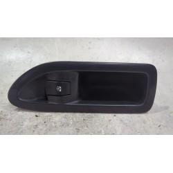 MANDO ELEVALUNAS TRASERO IZQUIERDO 8200317493 