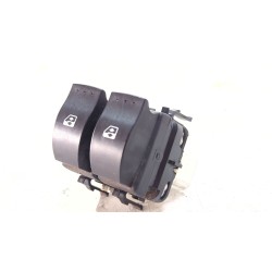 MANDO ELEVALUNAS DELANTERO IZQUIERDO 015090C 