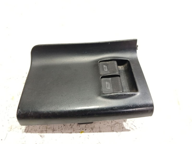 Recambio de mando elevalunas delantero izquierdo para audi a4 b5 (8d2) 2.5 tdi quattro referencia OEM IAM 801959515  
