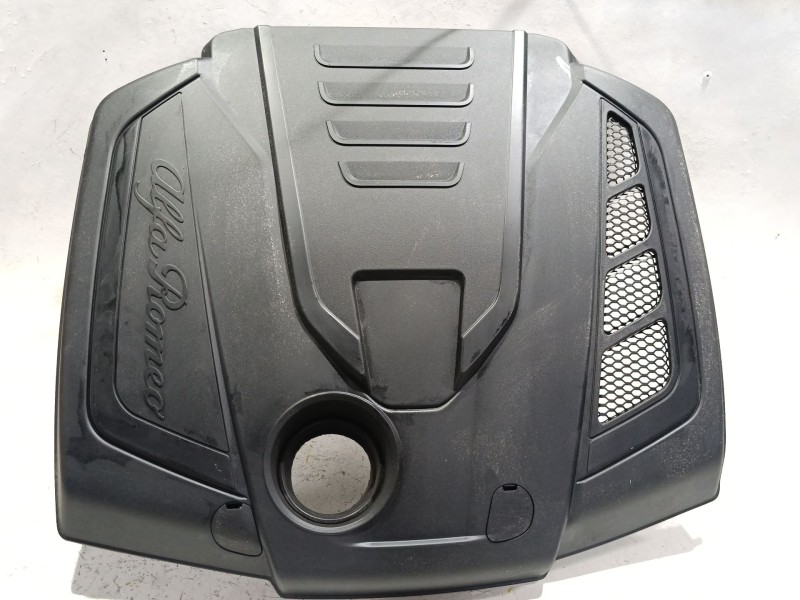 Recambio de tapa motor para alfa romeo stelvio (949_) 2.0 q4 (949.axa2a) referencia OEM IAM   