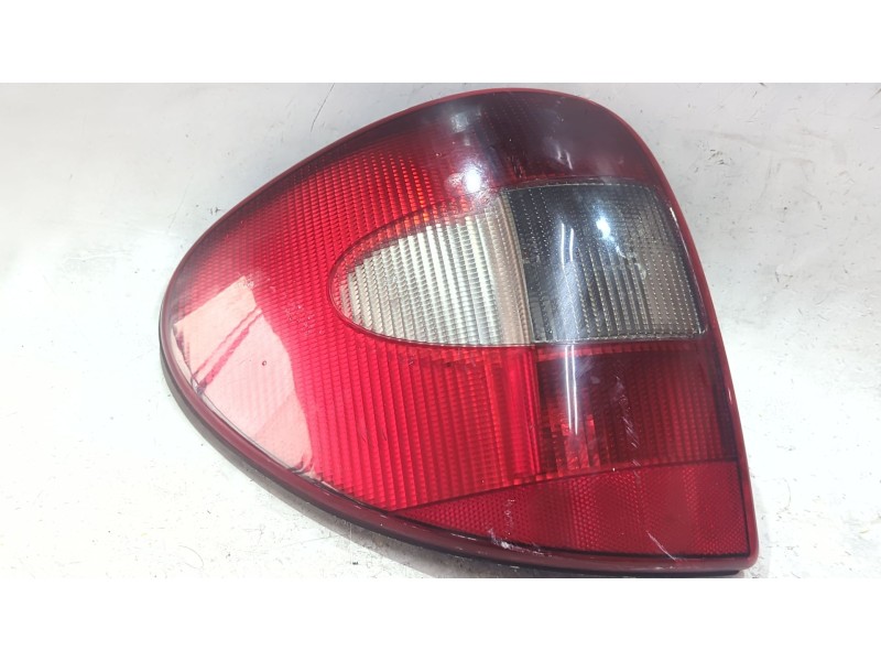 Recambio de piloto trasero izquierdo para chrysler voyager iv (rg, rs) 2.5 crd referencia OEM IAM   
