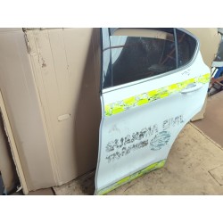 PUERTA TRASERA IZQUIERDA 