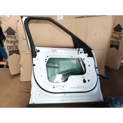 Recambio de puerta delantera izquierda para land rover discovery v (l462) 2.0 sd4 4x4 referencia OEM IAM   