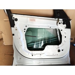 Recambio de puerta delantera izquierda para land rover discovery v (l462) 2.0 sd4 4x4 referencia OEM IAM   