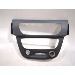 Recambio de embellecedor consola central para renault megane iii berlina 5p (2008) 1.5 dynamique [1,5 ltr. - 78 kw dci diesel] r