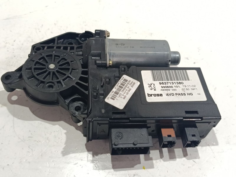 Recambio de motor elevalunas delantero derecho para peugeot 307 (3a/c) 2.0 16v referencia OEM IAM 9637131380  
