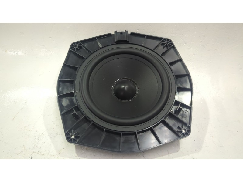 Recambio de altavoces para land rover discovery v (l462) 2.0 sd4 4x4 referencia OEM IAM DPLA18808BB  
