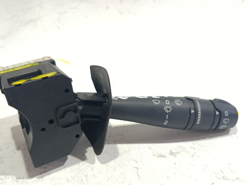 Recambio de mando limpiaparabrisas para renault clio ii (bb_, cb_) 1.5 dci (b/cb07) referencia OEM IAM   