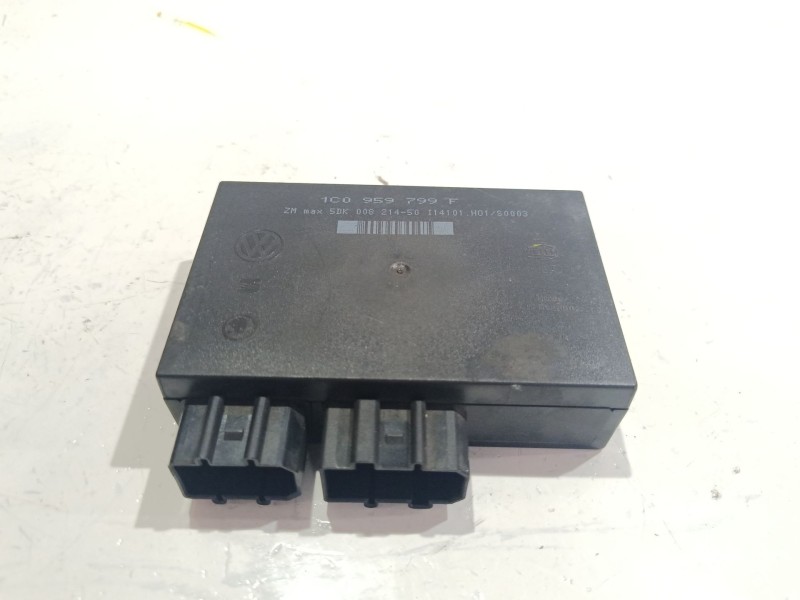 Recambio de modulo electronico para seat leon (1m1) 1.9 tdi referencia OEM IAM 1C0959799F  