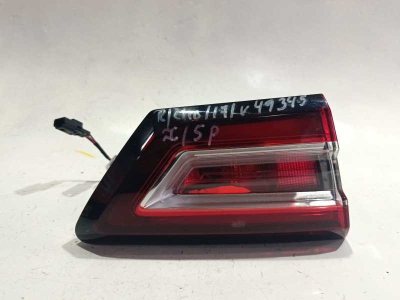 Recambio de piloto porton trasero izquierdo para renault clio iv (bh_) 1.2 16v referencia OEM IAM 16019  