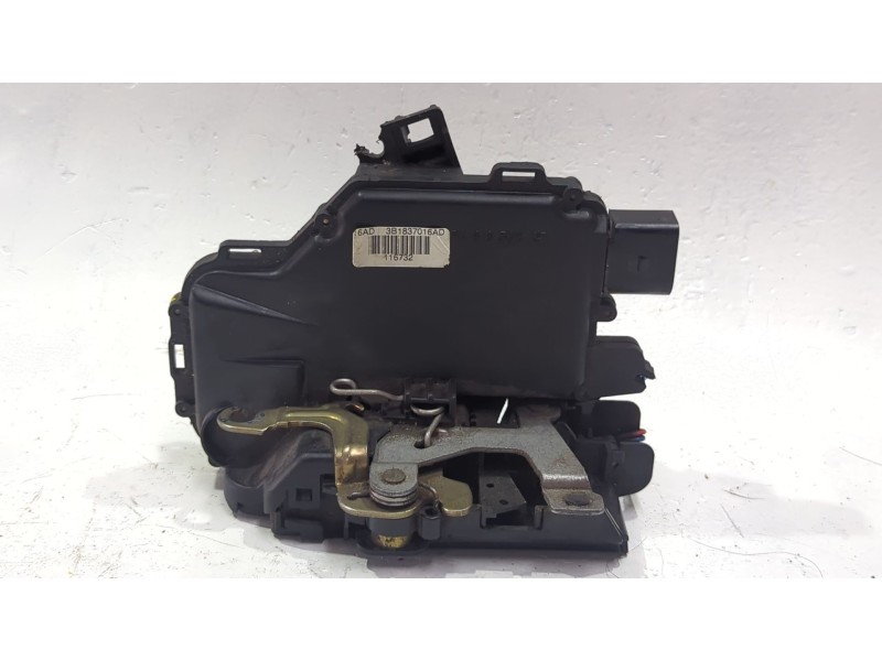 Recambio de cerradura puerta delantera derecha para seat leon (1m1) 1.9 tdi referencia OEM IAM 3B1837016AD  