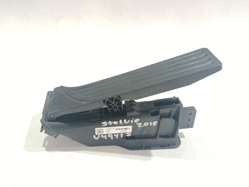 Recambio de potenciometro pedal para alfa romeo stelvio (949_) 2.2 jtdm q4 (949.axe2a) referencia OEM IAM 20330478  