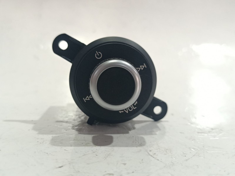 Recambio de mando multifuncion para alfa romeo stelvio (949_) 2.2 jtdm q4 (949.axe2a) referencia OEM IAM 156107465  