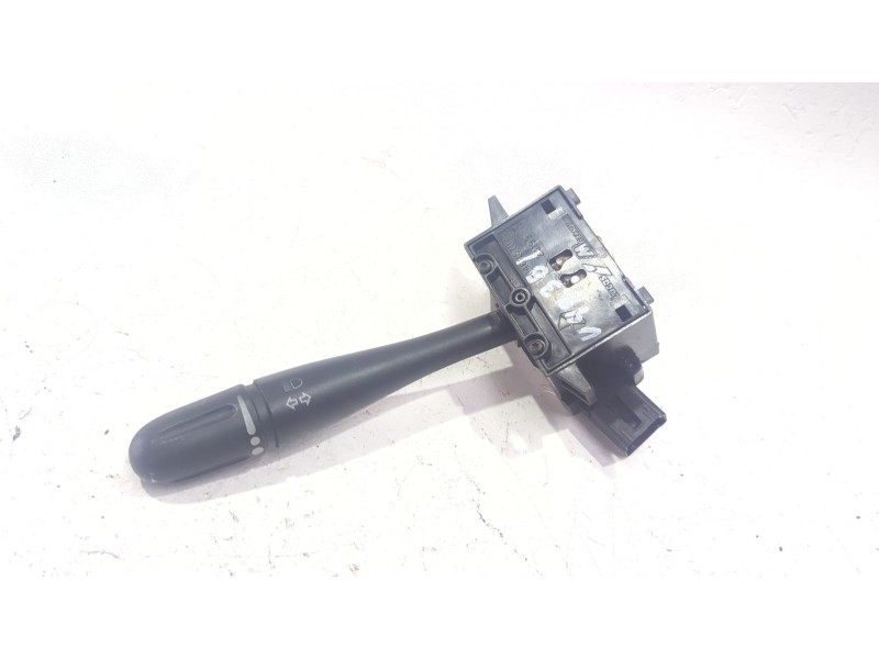 Recambio de mando intermitentes para chrysler voyager iv (rg, rs) 2.5 crd referencia OEM IAM 04685711AA  