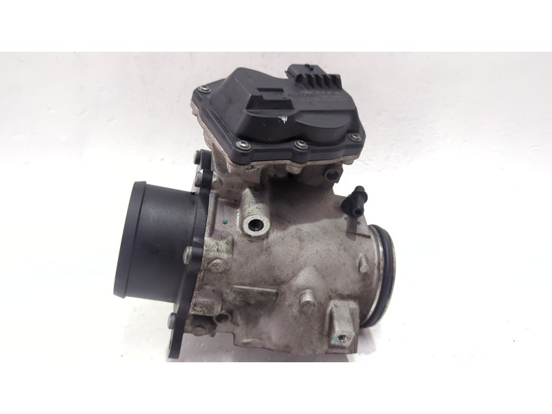 Recambio de caja mariposa para land rover discovery v (l462) 2.0 sd4 4x4 referencia OEM IAM G4D35H273AC  