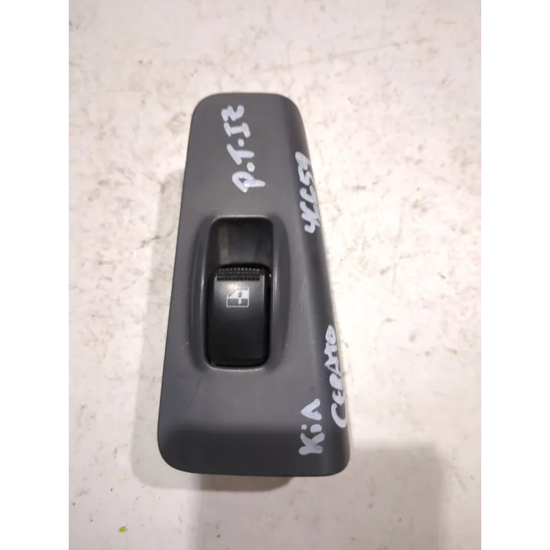 Recambio de botonera puerta trasera izquierda para kia cerato i sedán (ld) 2.0 crdi referencia OEM IAM 621W03620  