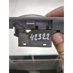 Recambio de botonera puerta trasera izquierda para kia cerato i sedán (ld) 2.0 crdi referencia OEM IAM 621W03620  
