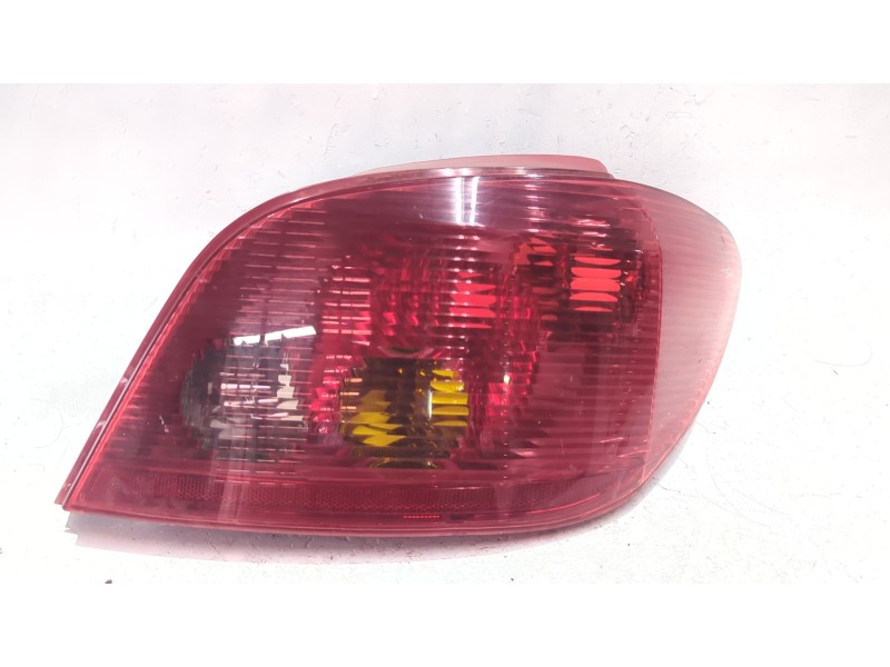 Recambio de piloto trasero derecho para peugeot 307 (3a/c) 2.0 16v referencia OEM IAM   