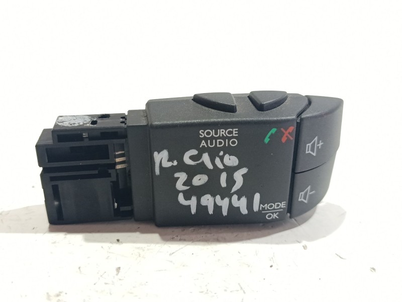 Recambio de mando volante para renault clio iv (bh_) 1.2 16v referencia OEM IAM 255522448R  