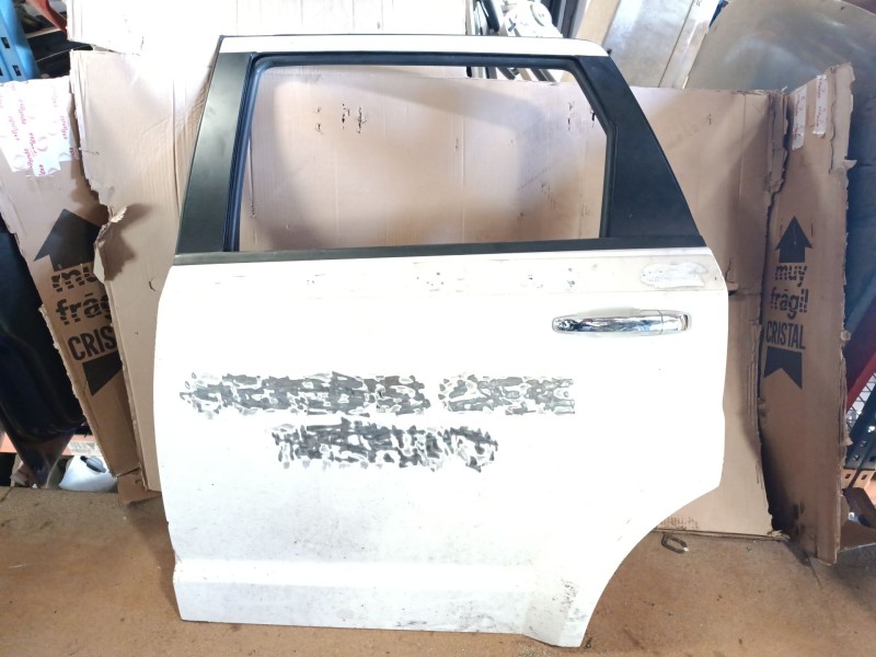 Recambio de puerta trasera izquierda para fiat freemont (345_) 2.0 jtd 4x4 referencia OEM IAM   