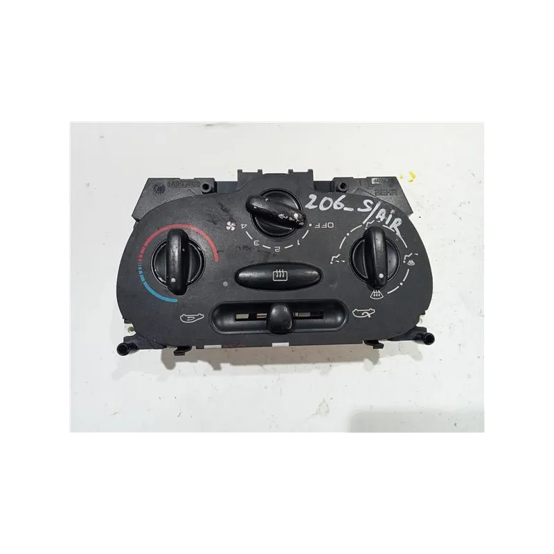 Recambio de mandos climatizador para peugeot 206 sw (2002) 1.4 referencia OEM IAM BEHR 64138  