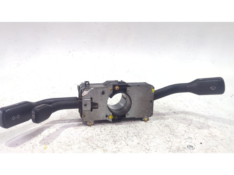 Recambio de mando multifuncion para audi 80 b4 avant (8c5) 1.9 tdi referencia OEM IAM 443953513H  