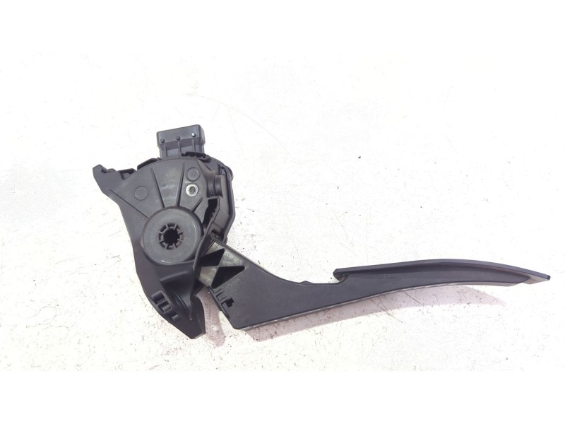 Recambio de potenciometro pedal para opel astra j gtc 2.0 cdti (08) referencia OEM IAM 13252702  