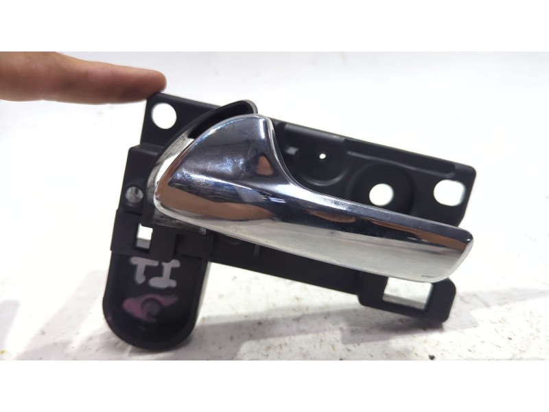 Recambio de maneta interior trasera izquierda para fiat freemont (345_) 2.0 jtd 4x4 referencia OEM IAM 937071  
