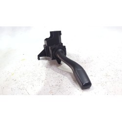 Recambio de mando intermitentes para audi a4 b7 (8ec) 2.0 tdi 16v referencia OEM IAM 4E0953513E  