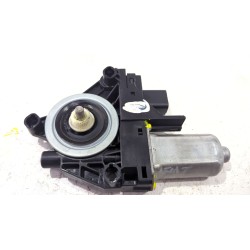 MOTOR ELEVALUNAS DELANTERO DERECHO C22330100 