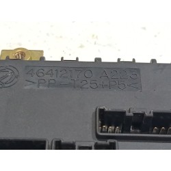 Recambio de caja reles / fusibles para fiat i punto (176) berlina (1993) 55 1.1 referencia OEM IAM 46412170A223  