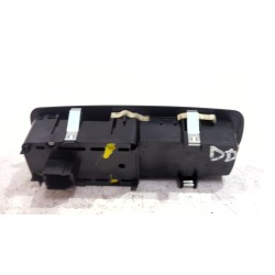 Recambio de mando elevalunas delantero derecho para fiat freemont (345_) 2.0 jtd 4x4 referencia OEM IAM 56046822AD  