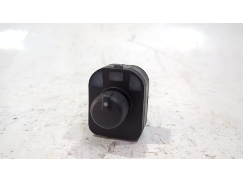 Recambio de mando retrovisor para audi a4 b7 (8ec) 2.0 tdi 16v referencia OEM IAM 8E0959565  