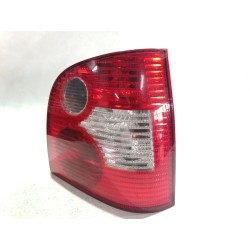 Recambio de piloto trasero derecho para volkswagen polo iv (9n_, 9a_) 1.2 12v referencia OEM IAM 6Q6945258A  
