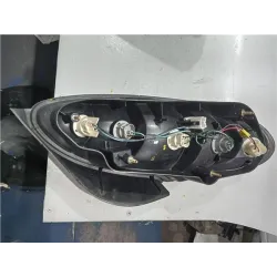 Recambio de piloto trasero derecho para hyundai lantra berlina (rd)(1996) 1.9 d referencia OEM IAM R92402295  