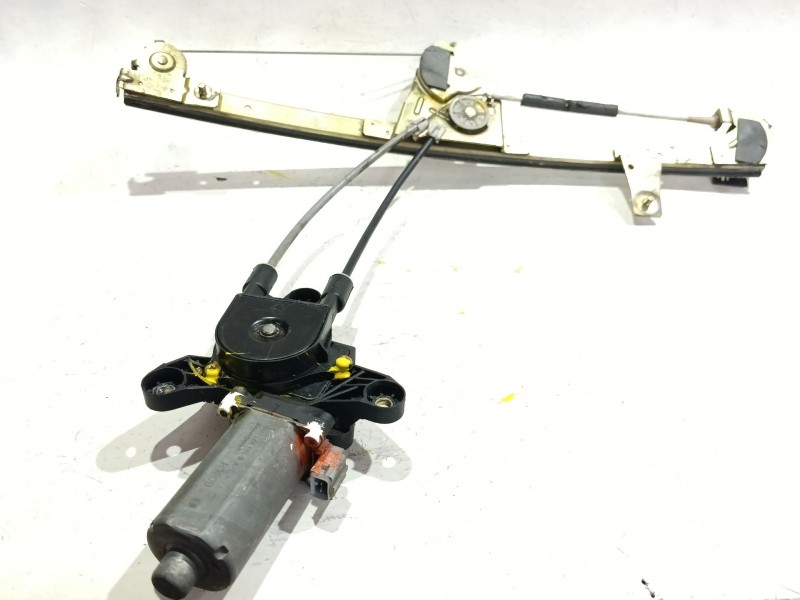 Recambio de mecanismo elevalunas delantero izquierdo para peugeot 306 (7b, n3, n5) 1.9 d referencia OEM IAM 0130821679  