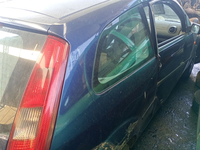 ford fiesta v (jh_, jd_) del año 2004