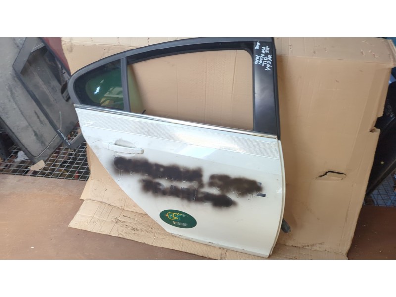 Recambio de puerta trasera derecha para opel insignia a sedán (g09) 2.0 cdti (69) referencia OEM IAM   