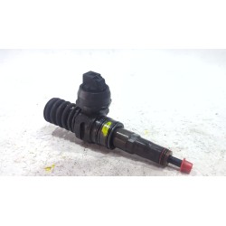 Recambio de inyector para volkswagen passat b6 (3c2) 2.0 tdi referencia OEM IAM 038130073BQ  